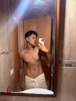 697751128: Chico busca chica en Madrid