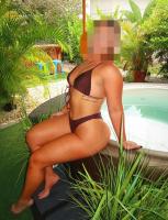 643073035: Chica busca chico en Sevilla