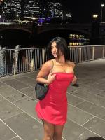 685524347: Chica busca chico en Madrid