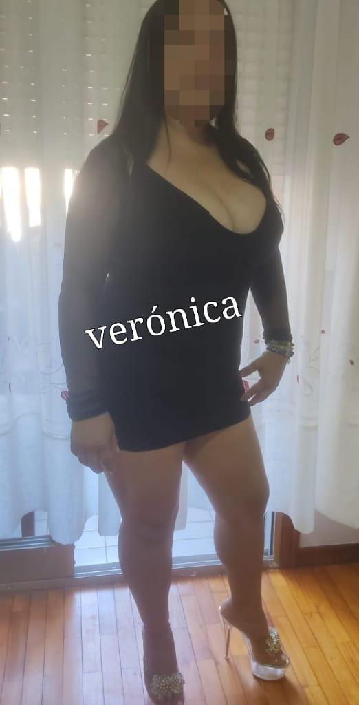 614942539: Chica busca chico en La Coruña