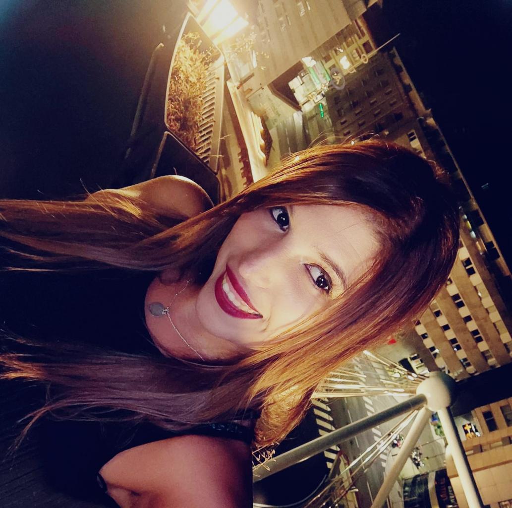 644802111: Chica busca chico en Tenerife