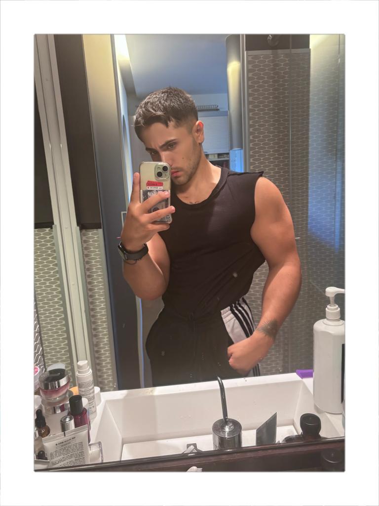 643252843: Chico busca chica en Badajoz