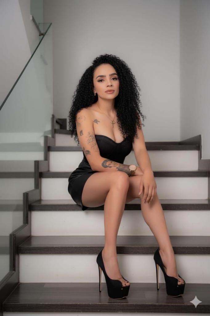 604866144: Chica busca chico en Gerona