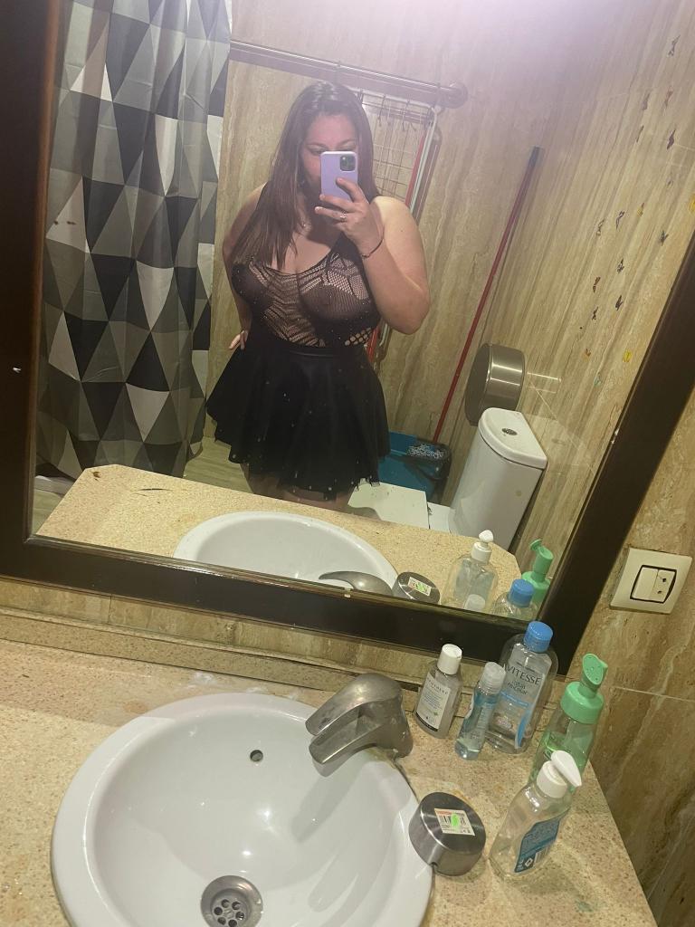 612223426: Chica busca chico en Barcelona