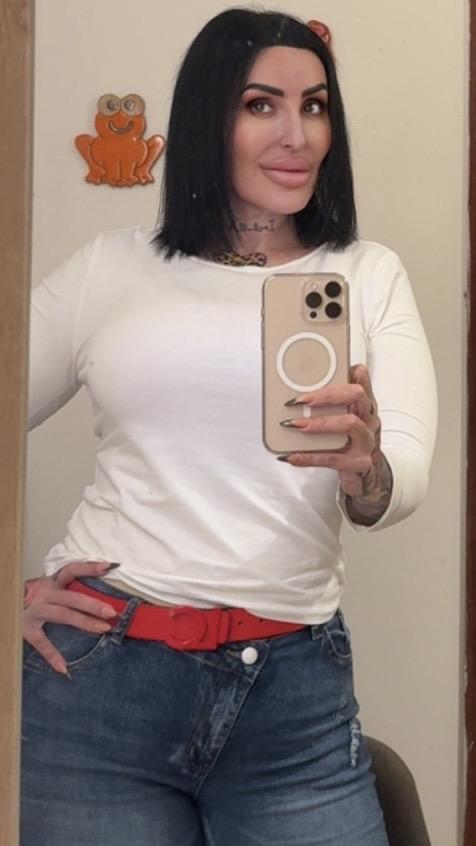 687076162: Chica busca chico en Las Palmas