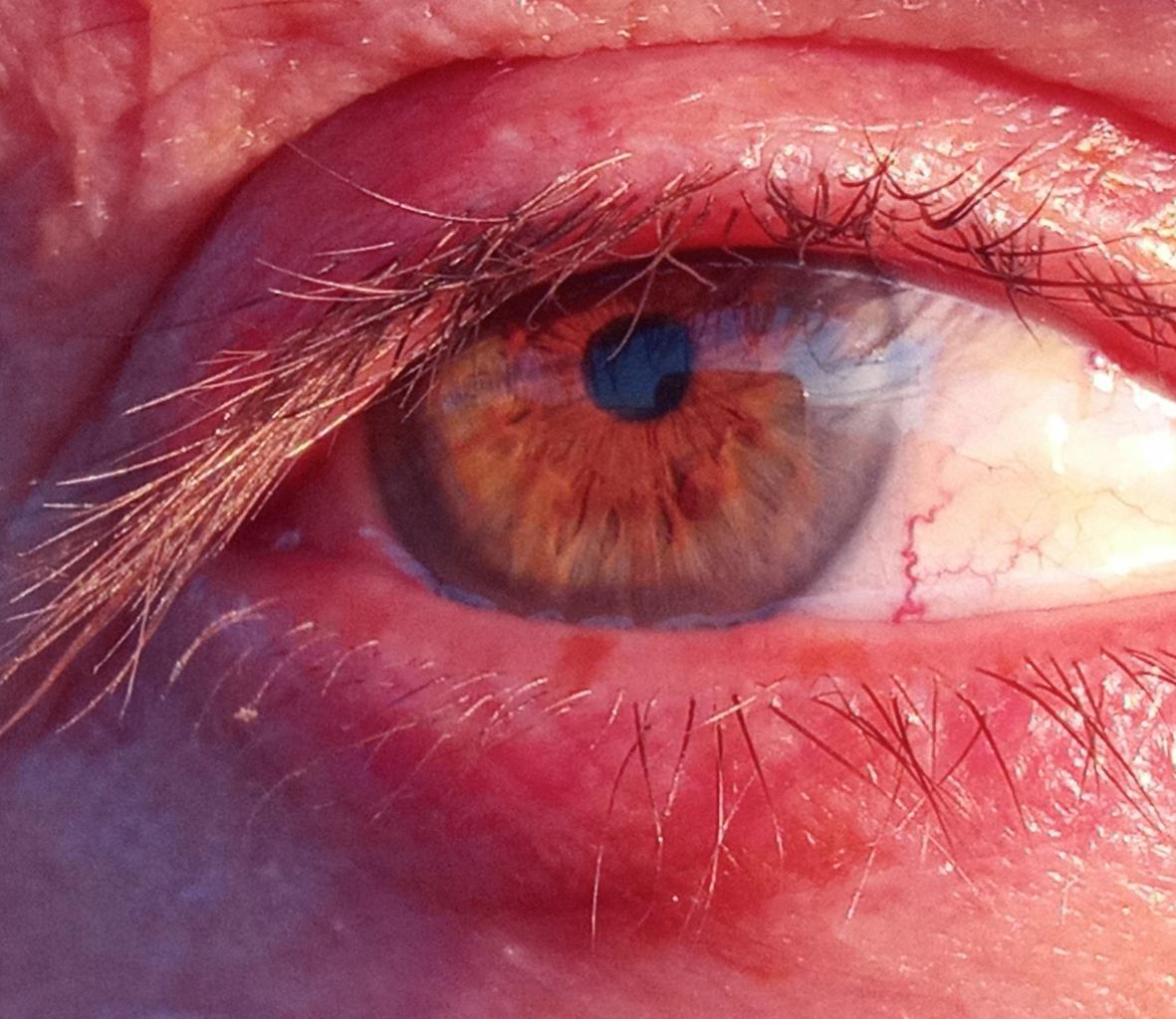 641113824: Chica busca chico en La Coruña