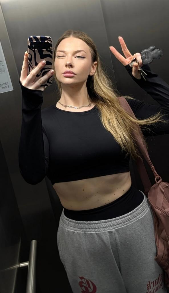 Chica busca chico en Barcelona: Chica busca chico