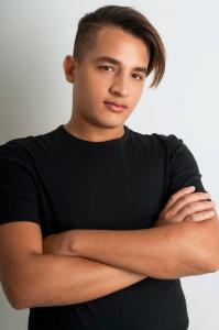 611371739: Chico busca chica en Barcelona