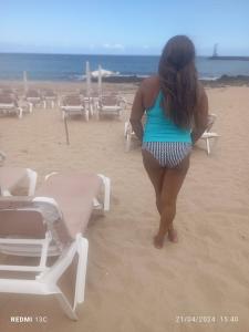641010831: Chica busca chico en Sevilla