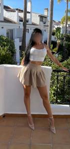 678749679: Chica busca chico en Barcelona