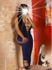 643993951: Chica busca chico en Madrid