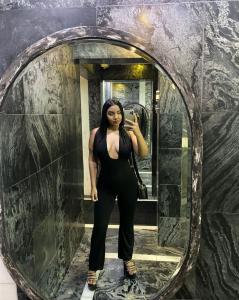 663107924: Chica busca chico en Valencia