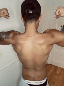 662452942: Chico busca chica en Valencia