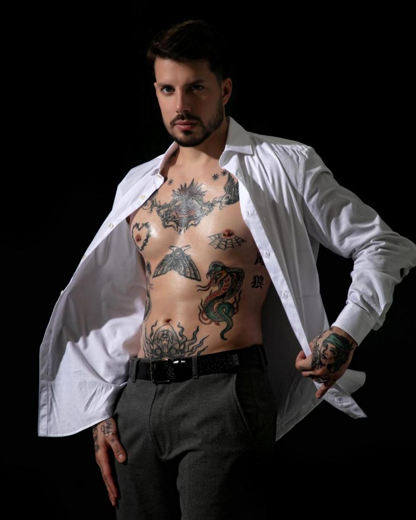 656308996: Chico busca chica en Barcelona