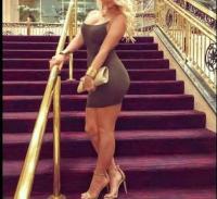 653526519: Chica busca chico en Barcelona