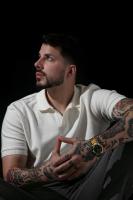 656308996: Chico busca chica en Barcelona