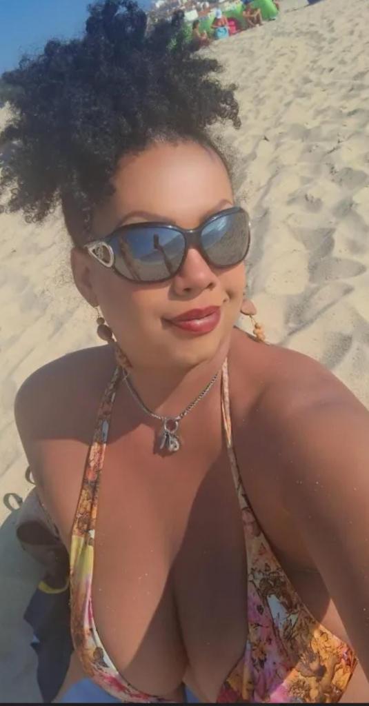 613287310: Transexual en Pontevedra