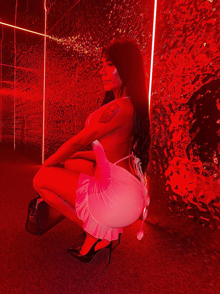 613383760: Travesti en La Coruña