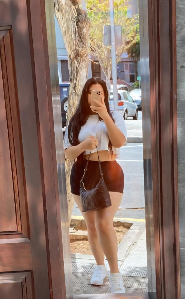 Chica busca chico en Tenerife: 