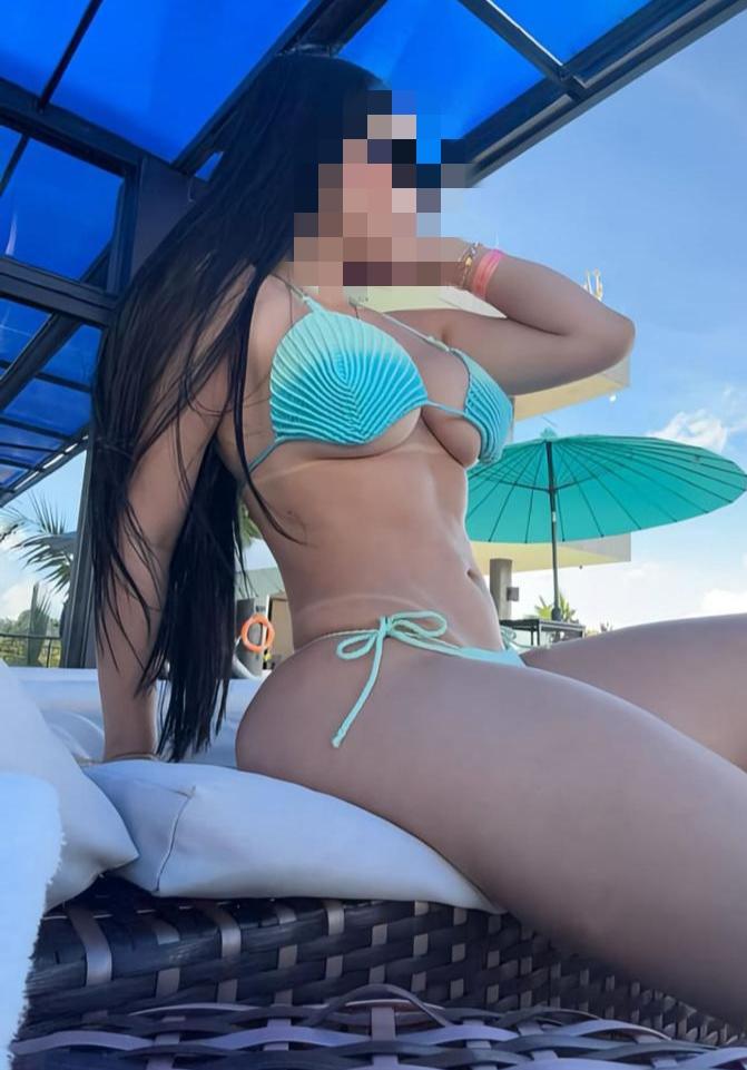 603312392: Chica busca chico en La Coruña