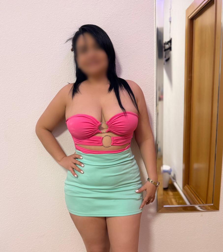 667401883: Chica busca chico en Pontevedra