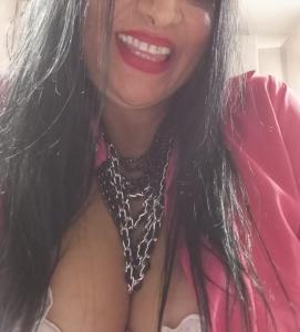 604880051: Chica busca chico en Navarra