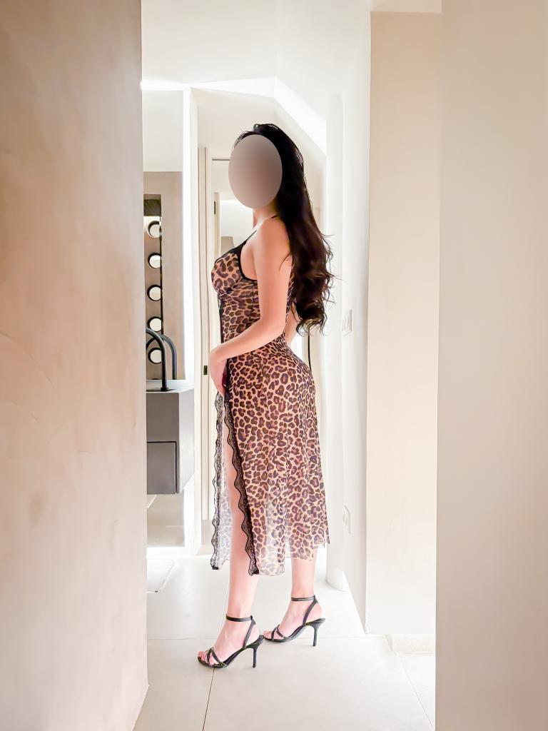 617195544: Chica busca chico en Madrid