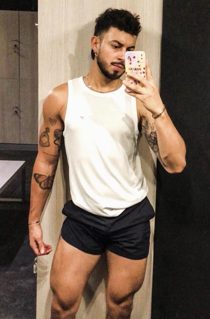 672044911: Chico busca chica en Tarragona