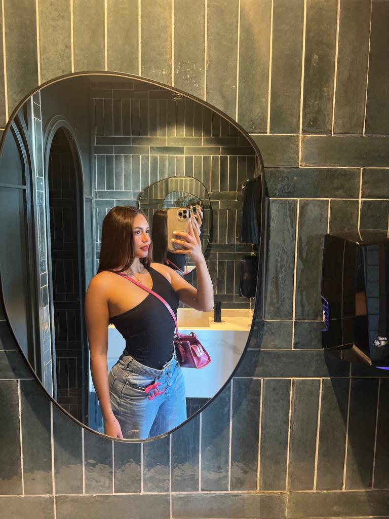 Chica busca chico en Asturias: 