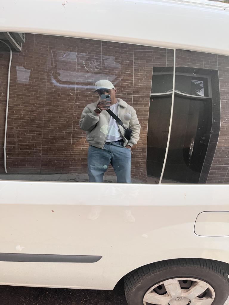 635037929: Chico busca chica en Madrid