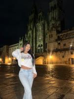 643976819: Chica busca chico en La Coruña