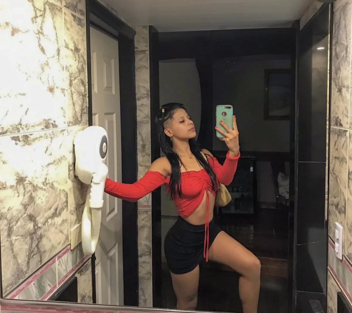 642076586: Chica busca chico en Granada