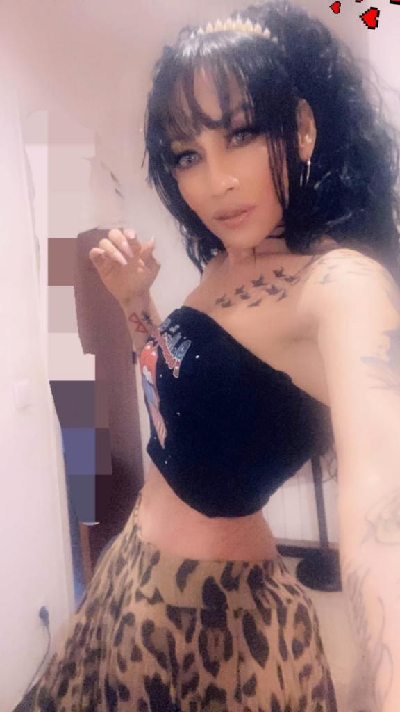 612484717: Chica busca chico en Tenerife