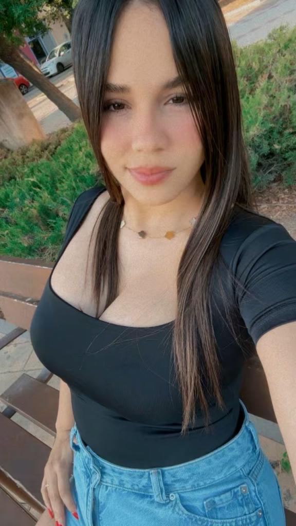 632276629: Chica busca chico en Málaga