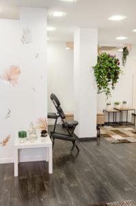 607264651: Chica busca chico en Barcelona