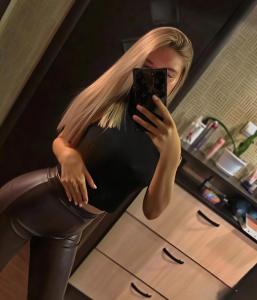 634811711: Chica busca chico en Barcelona