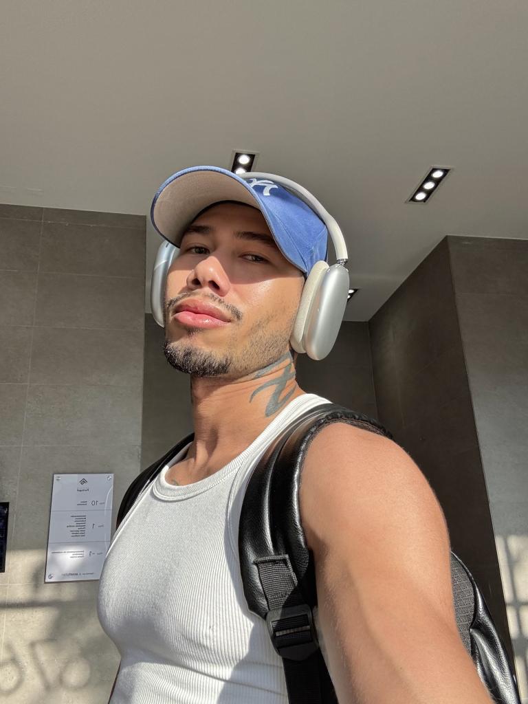 647268949: Chico busca chica en Vizcaya