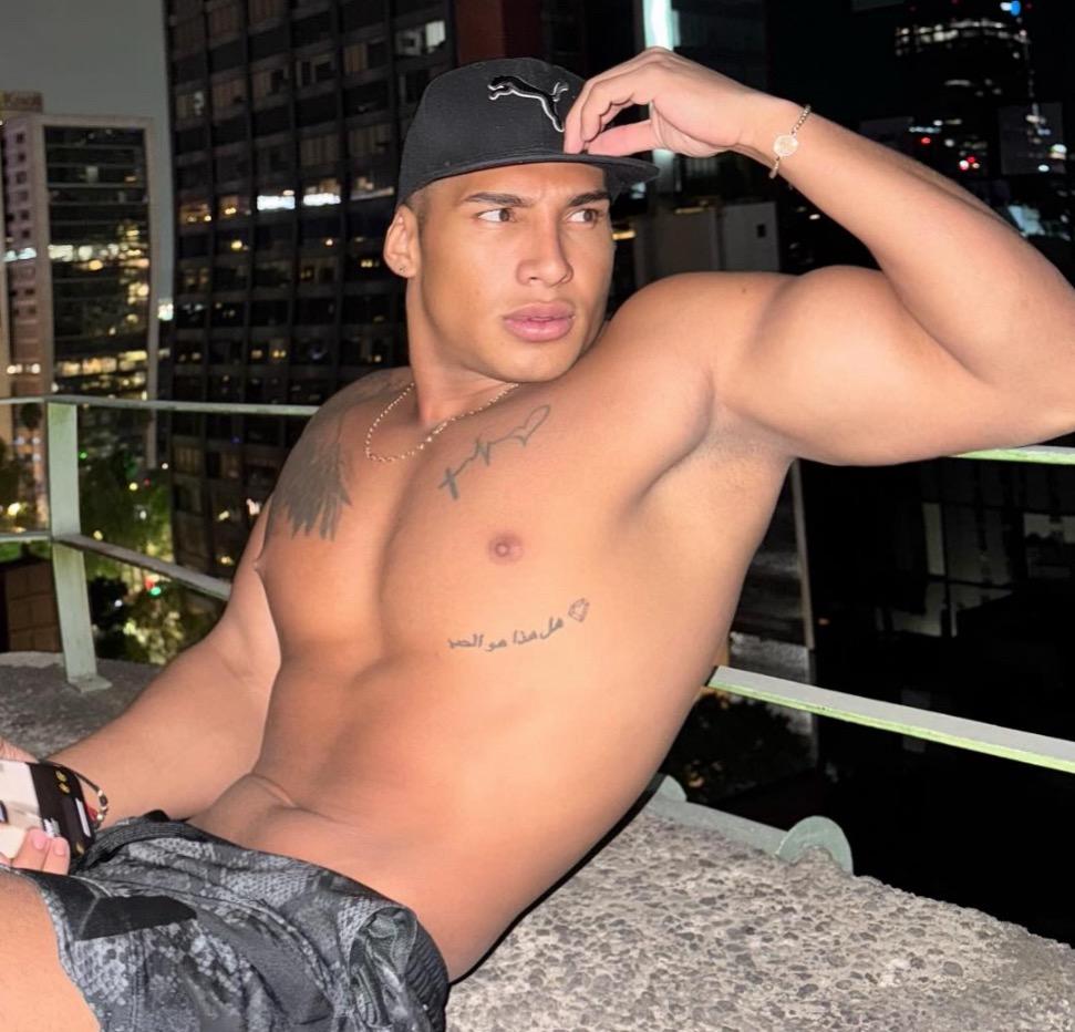 Chico busca chica en Barcelona: 