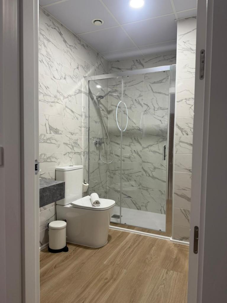 667599448:  en Málaga