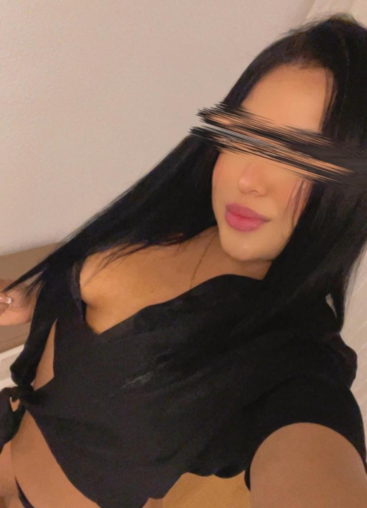 614821896: Chica busca chico en Almería