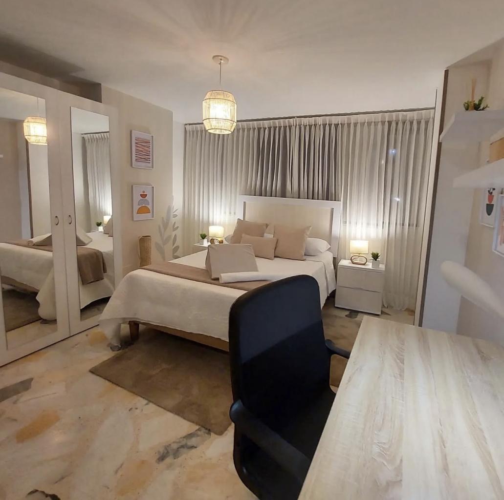 678714622:  en Málaga