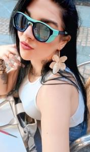 643037564: Chica busca chico en La Coruña