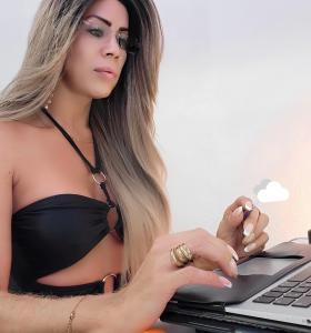 667878565: Chica busca chico en Valencia