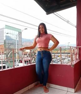 641885390: Chica busca chico en Las Palmas