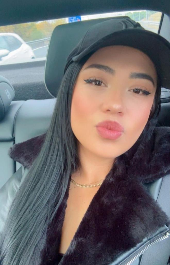 Chica busca chico en Madrid: Chica busca chico