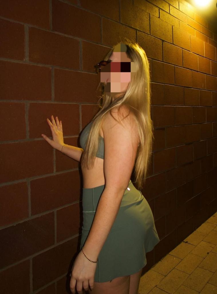 632126050: Chica busca chico en Lugo