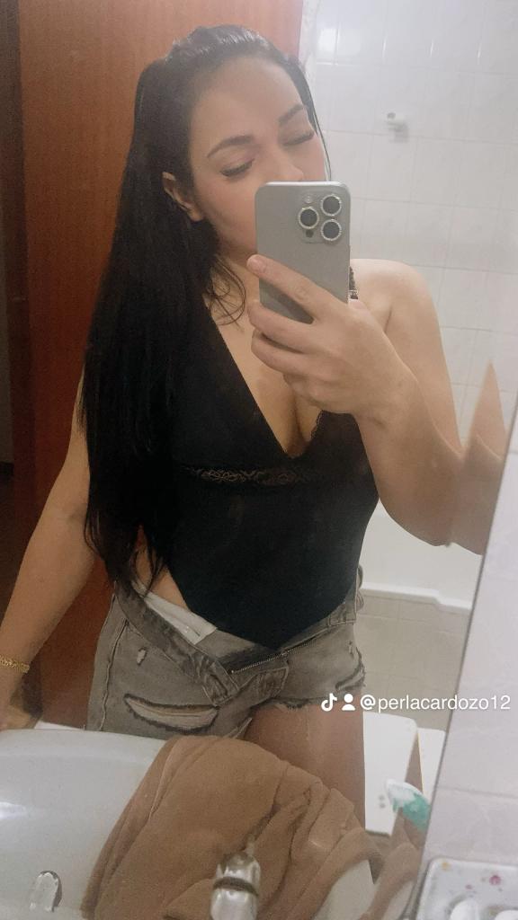 613437183: Chica busca chico en Navarra