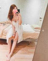 642466991: Chica busca chico en Barcelona