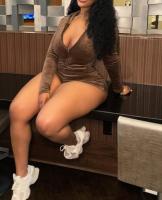 614954399: Chica busca chico en Madrid