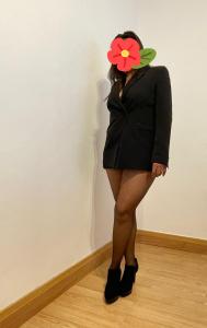 634069163: Chica busca chico en Pontevedra